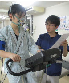 心肺運動負荷試験の様子