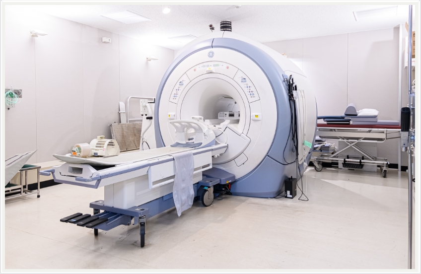GEヘルスケア・ジャパン社製の超電導磁石式全身用MR装置